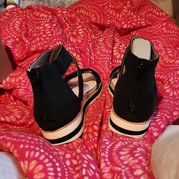 Life Stride sandles size 11 perfect condition - Picture 5 of 7